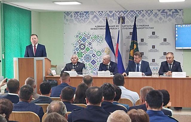 Главой Бижбулякского района Башкирии назначен Александр Семенов Главой Бижбулякского района Башкирии назначен Александр Семенов
