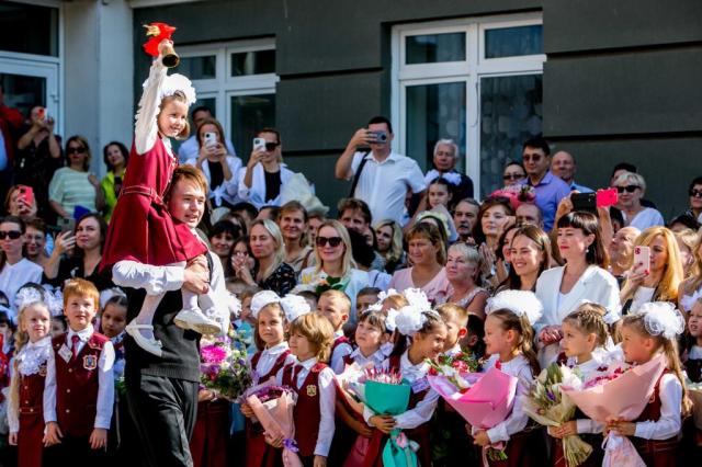 В Башкирии родители могут записать ребенка в первый класс онлайн