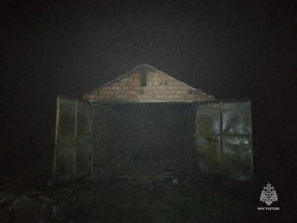 Двое мужчин погибли при пожарах в Башкирии за сутки