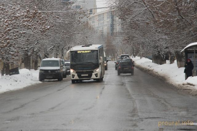 Жители поселка под Уфой просят запустить автобус до города