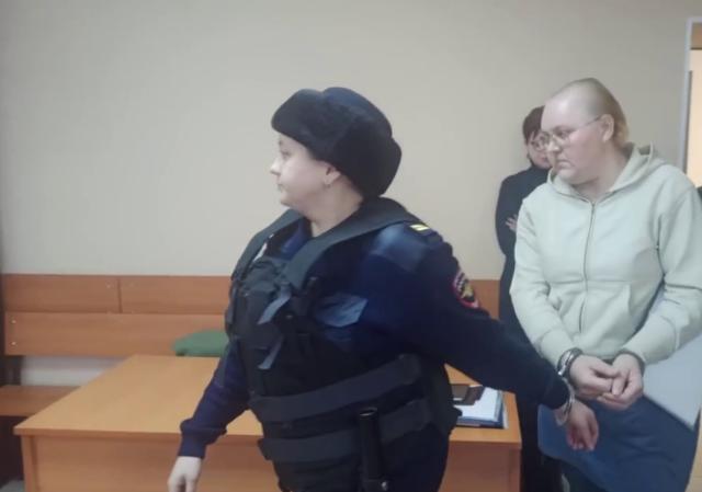 В Уфе женщине вынесли приговор за нападения на офисы микрозаймов с гранатой