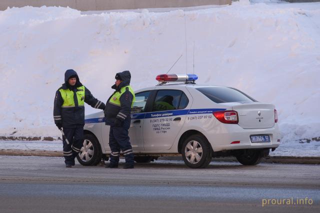 В Башкирии водителей в связи с эпидемиологической ситуацией просят обращаться в ГИБДД через интернет