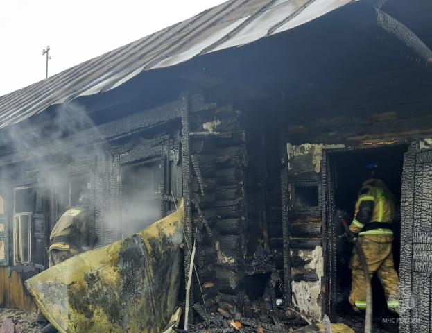 В Башкирии при пожаре погибли двое человек