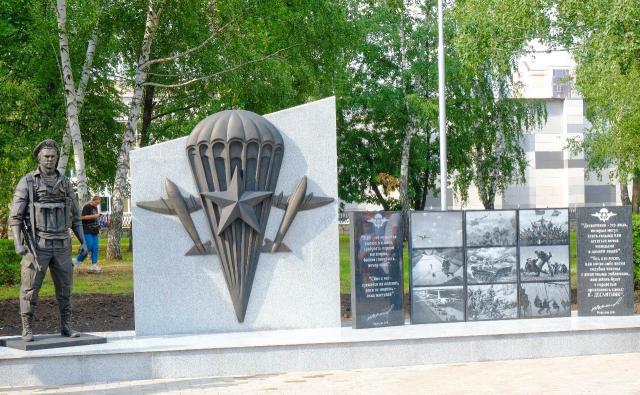 В Стерлитамаке вандалы повредили памятник десантникам