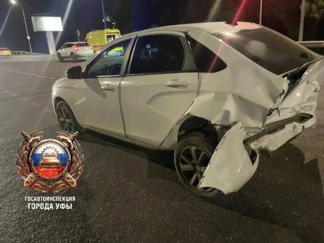 Двое пострадали в ночной аварии на Демском шоссе в Уфе Двое пострадали в ночной аварии на Демском шоссе в Уфе