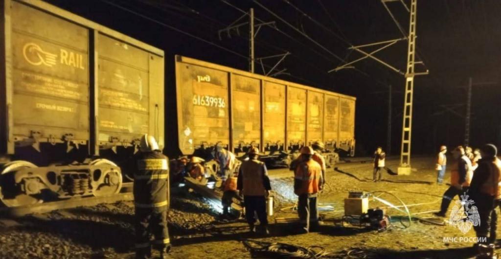 В Башкирии поезд сошел с рельс из-за выбежавшего на пути животного