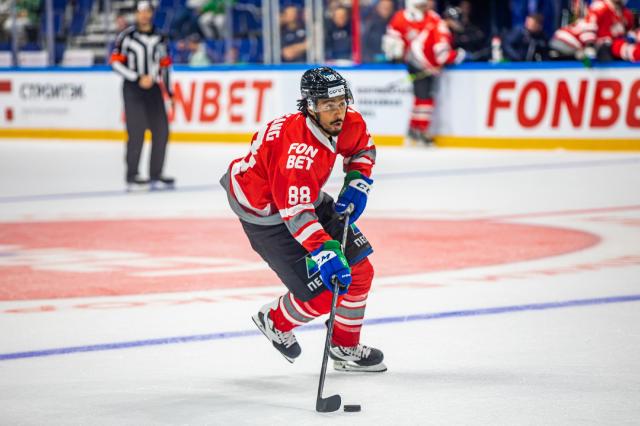 Канадский хоккеист Хо-Сэнг отказался продлевать контракт с «Салаватом Юлаевым»