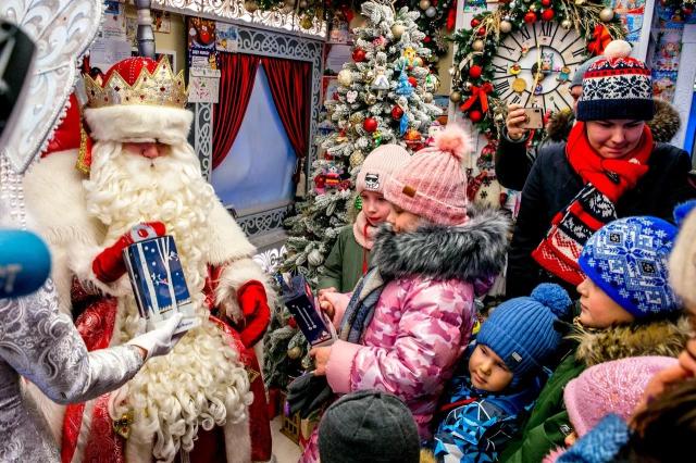 В Башкирии запустят «горячую линию» по качеству новогодних подарков