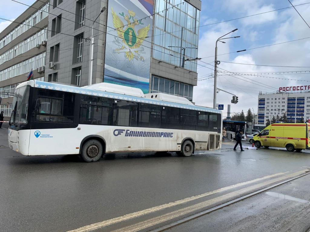 В Уфе автобус насмерть сбил пенсионерку на пешеходном переходе