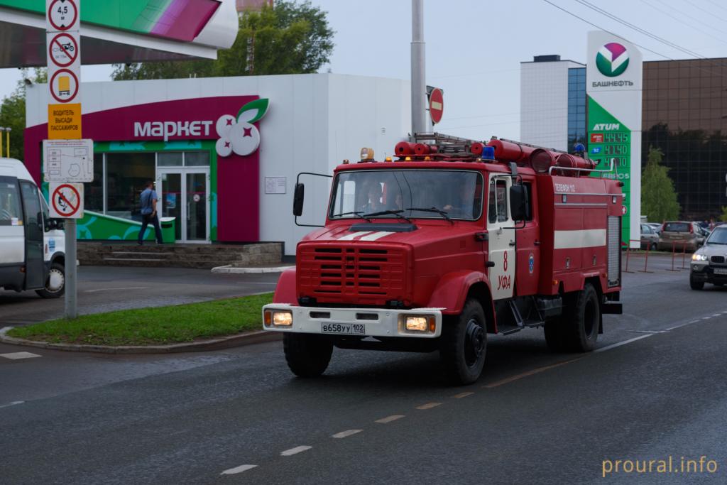 В Башкирии из-за пожара в многоэтажном доме эвакуировали семь человек