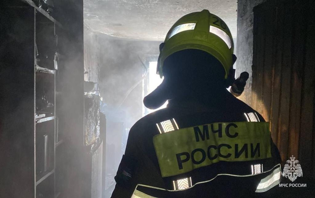 В Уфе пожарные обнаружили тело мужчины