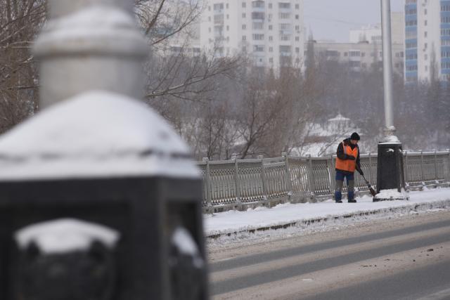 Уфимцы назвали минимальную зарплату, которая необходима для жизни в городе