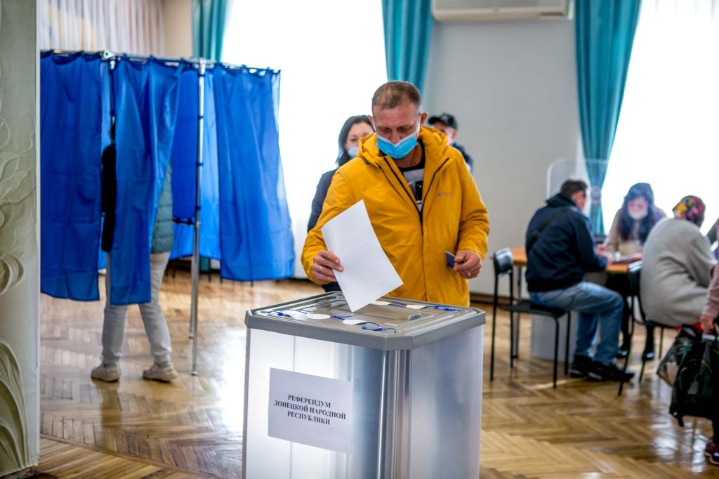 Фоторепортаж: как в Башкирии голосуют беженцы с Украины на главном в их жизни референдуме