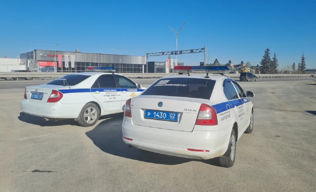 Массовые проверки такси и автобусов начались на трассе Уфа — Оренбург