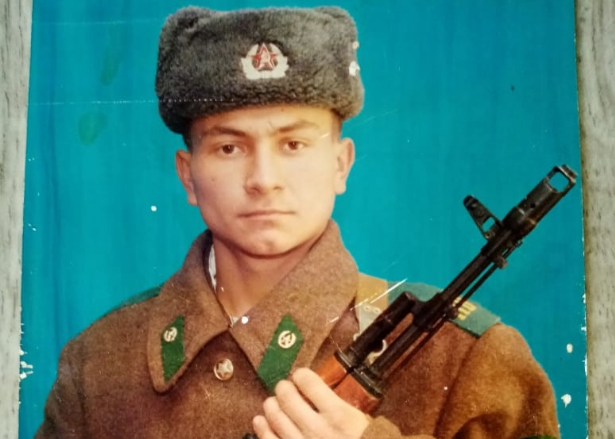 В Башкирии простились с погибшим в СВО отцом пятерых детей Алеком Сагитдиновым