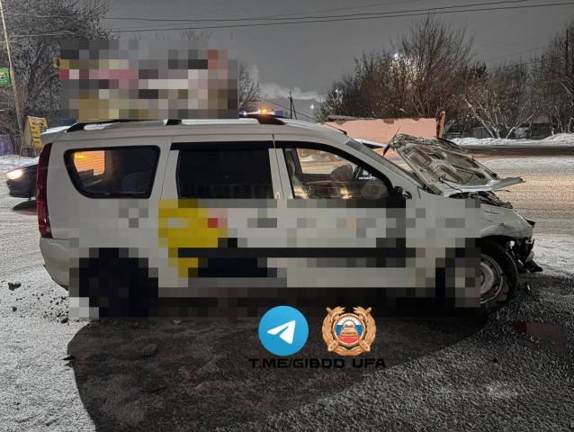 Водитель пострадал в аварии на улице Сипайловской в Уфе