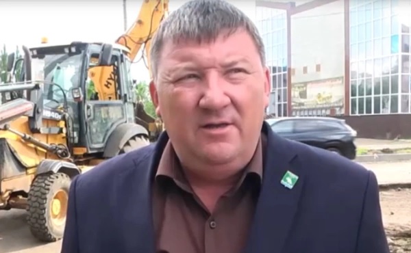 Экс-главу Мелеуза уволили за утрату доверия Экс-главу Мелеуза уволили за утрату доверия