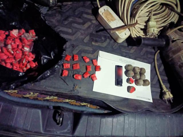 В Уфе полиция задержала набитый наркотиками автомобиль