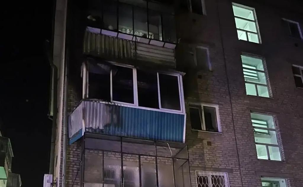 11 человек спасли при пожаре в пятиэтажке в Башкирии
