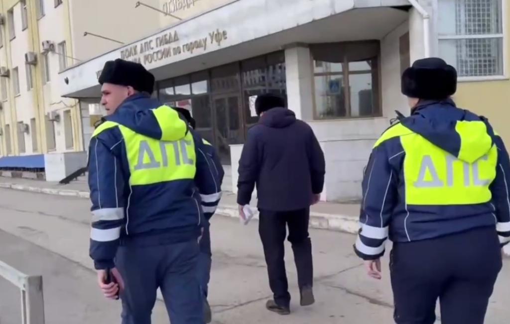 На улицах Уфы начали искать пьяных водителей