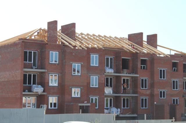 Новый многоквартирный дом скоро будет достроен в селе Караидель для живущих в аварийных зданиях