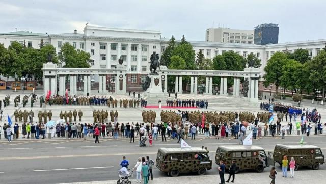 Башкирия проводила на боевое слаживание медицинскую роту и артиллерийскую батарею