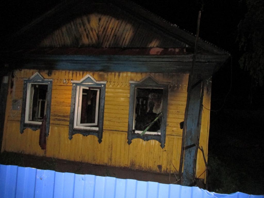 В Башкирии в ночном пожаре погибли два человека