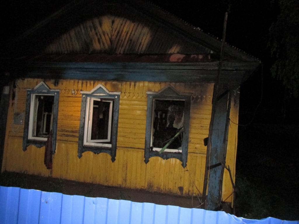 В Башкирии в ночном пожаре погибли два человека