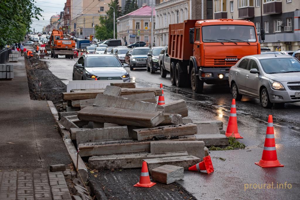 В Уфе построят новые тротуары