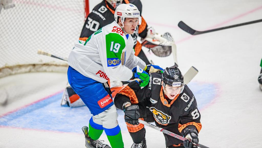 Команда "Салават Юлаев" обыграла "Амур"