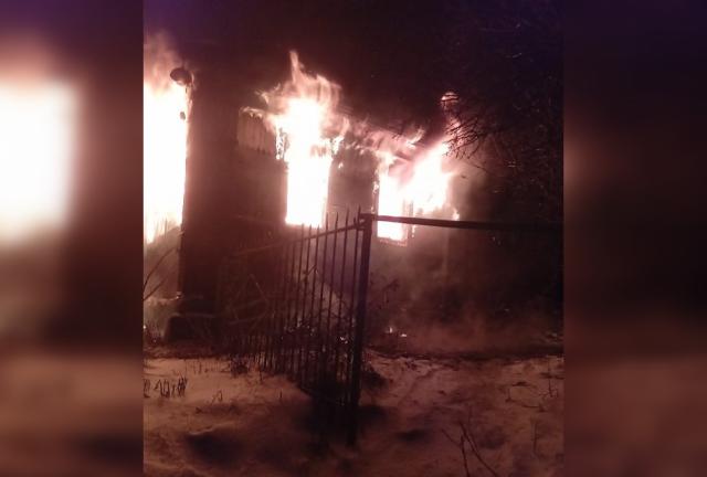 В Благовещенском районе мужчина сгорел в собственном доме