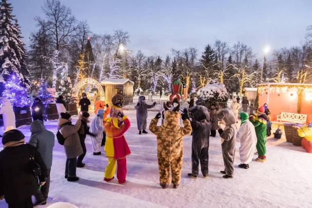 В Башкирии будут работать 600 официальных новогодних площадок