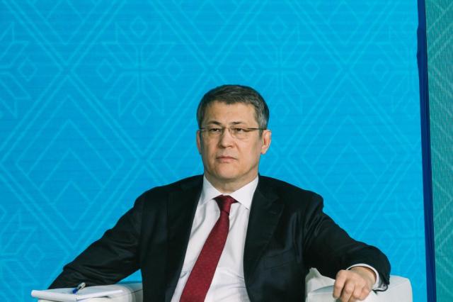 «Разнесу вас, готовьтесь»: Радий Хабиров обрушился с критикой на чиновников