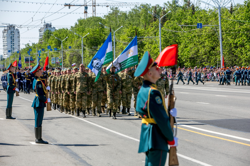 6 августа парад. Парад во Владимире 9 мая 2023. Парад Омск 2023. Парад в Омске 2020 23 февраля. Фоторепортаж Омск парад
